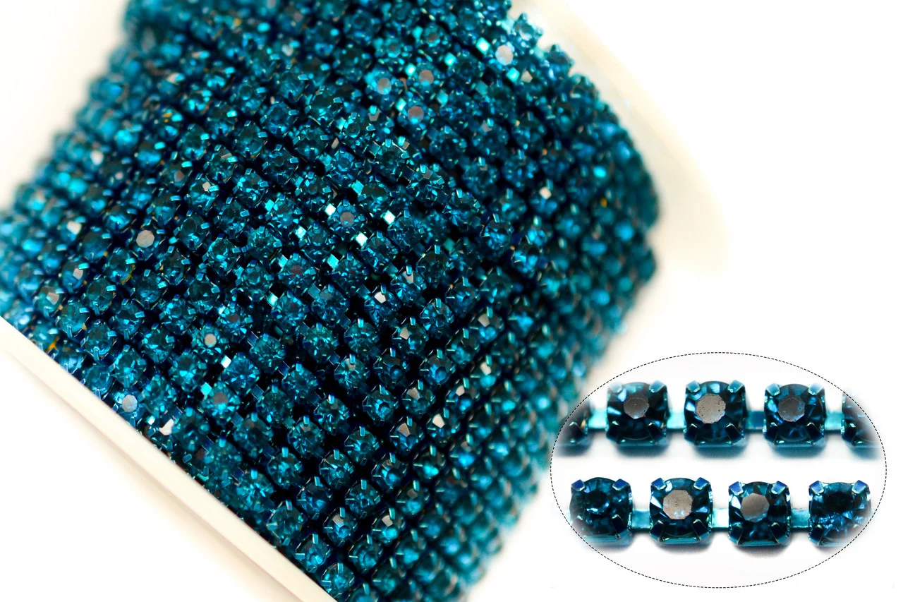 Стразовий ланцюг ss8 (2,5 мм) 1 м Blue zircon blue - Зображення 2
