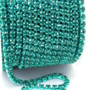 Стразовий ланцюг ss8 (2,5 мм) 1 м Waves green