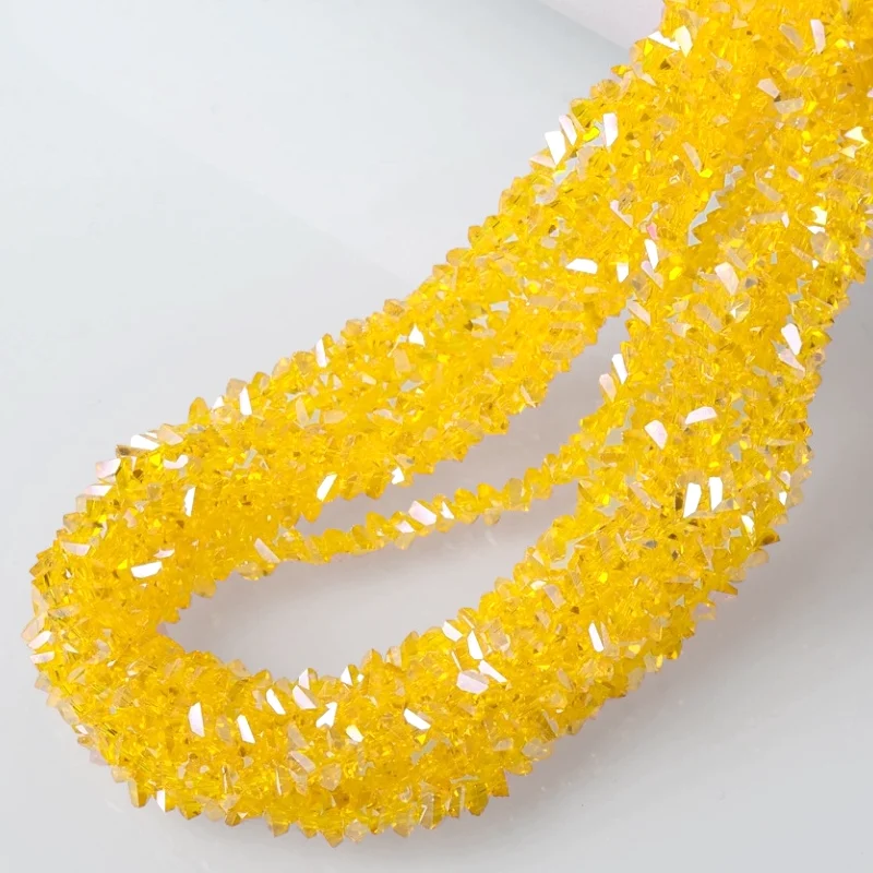Намистини Swarovski огранювання трикутник 3 мм Ø 0,8 мм 27 см (+-130 шт.) Жовтий АВ прозорий