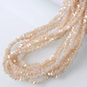 Намистини Swarovski огранювання трикутник 6 мм Ø 1 мм 35 см (+-85 шт.) Пудровий АВ непрозорий