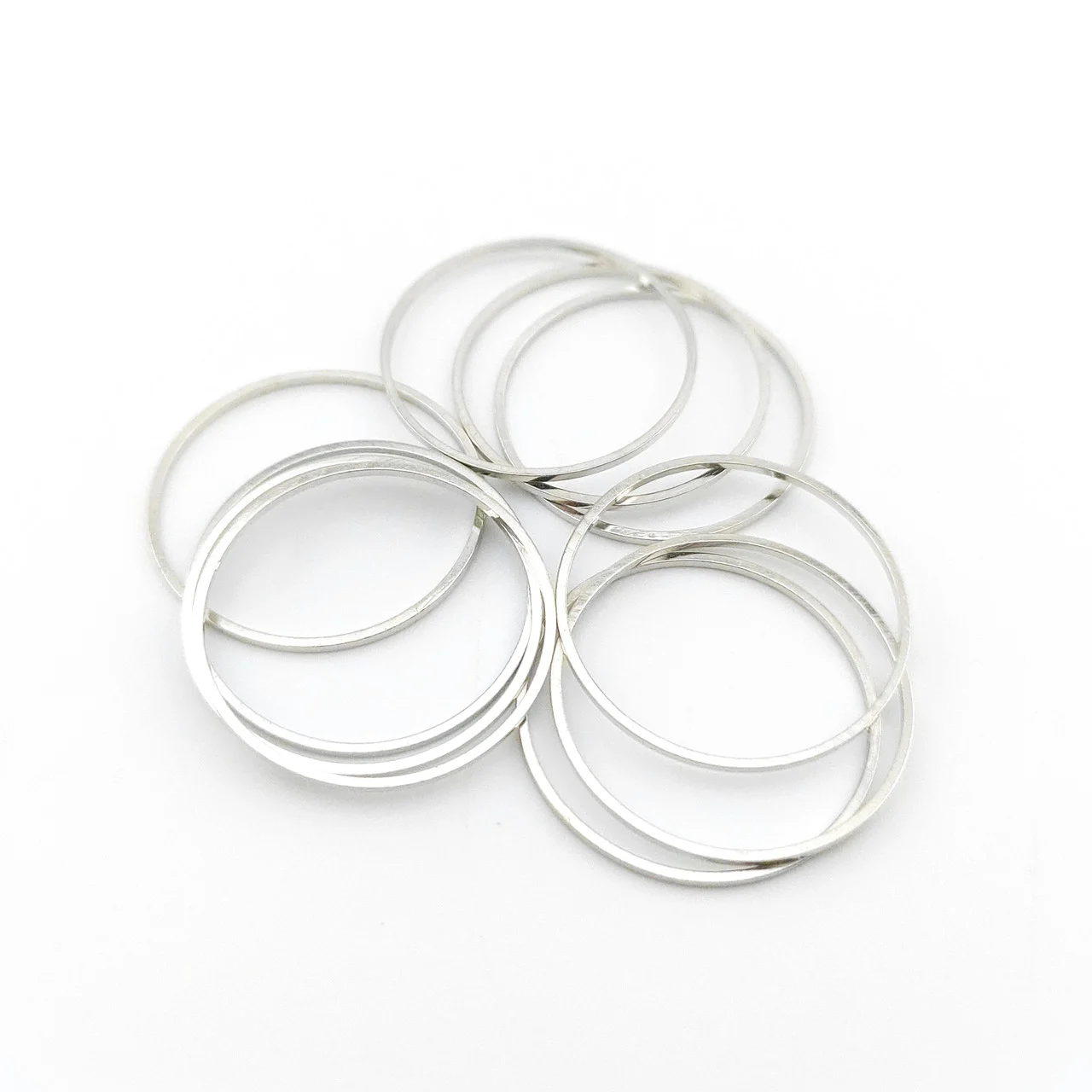 Кольца литые медные 30х0,9 мм Ø 28,3 мм 10 шт. Платина