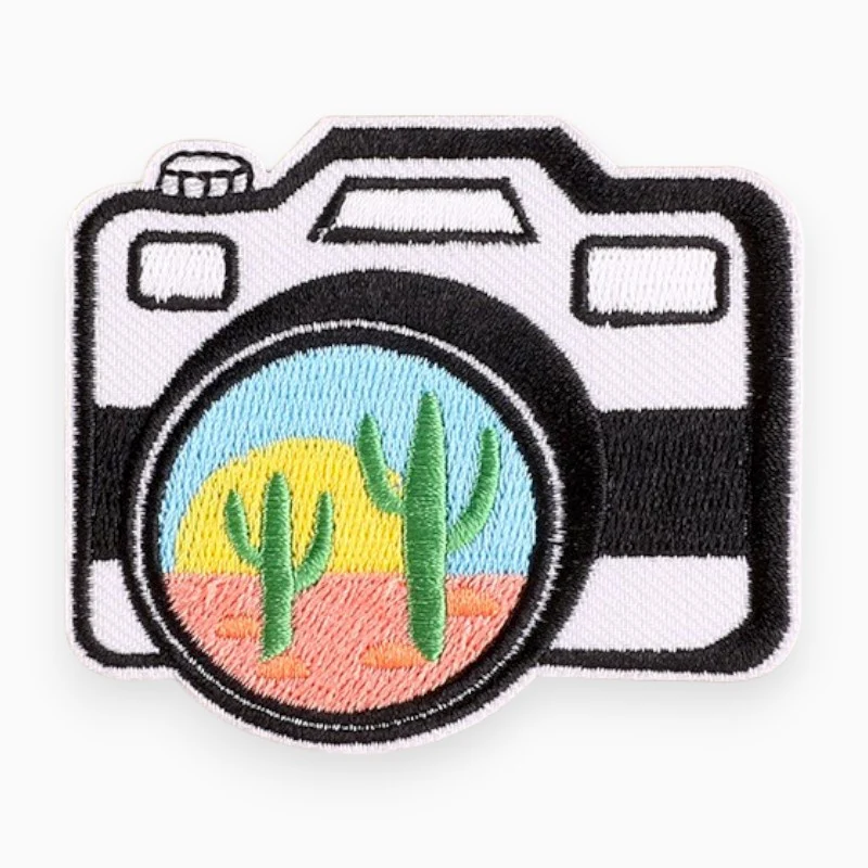 Термоаплікація Camera cactus вишита 6,1х7,1 см 1 шт. Різні кольори