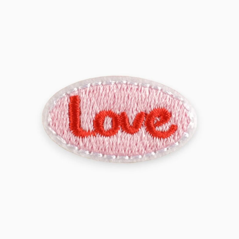 Термоаплікація love вишита 1,6х2,9 см 1 шт. Рожевий світлий