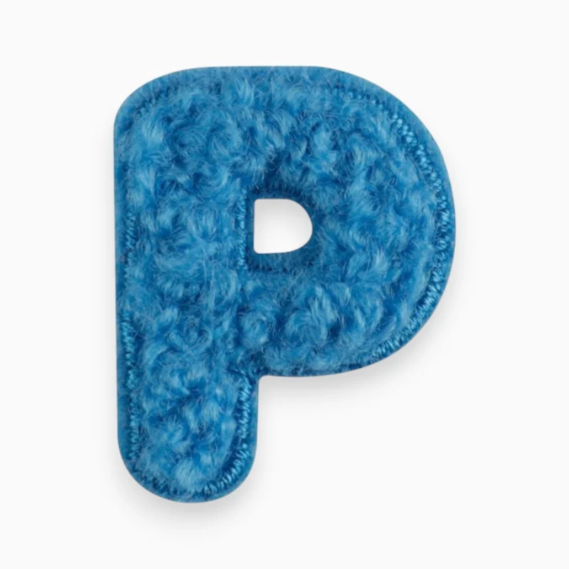 Термоаппликация буква "P" плюшевая 2,5х2 см 1 шт. Синий