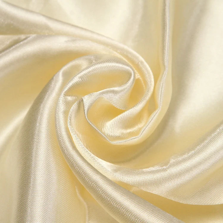 Ткань атлас LuxFabric 115 г/м² 1,5 м 1 м Кремовый