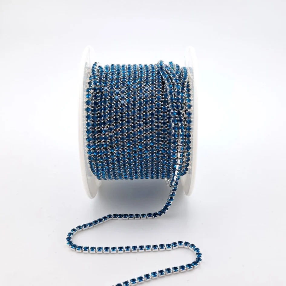 Стразовий ланцюг ss6 (2 мм) 1 м Blue zircon silver - Зображення 2