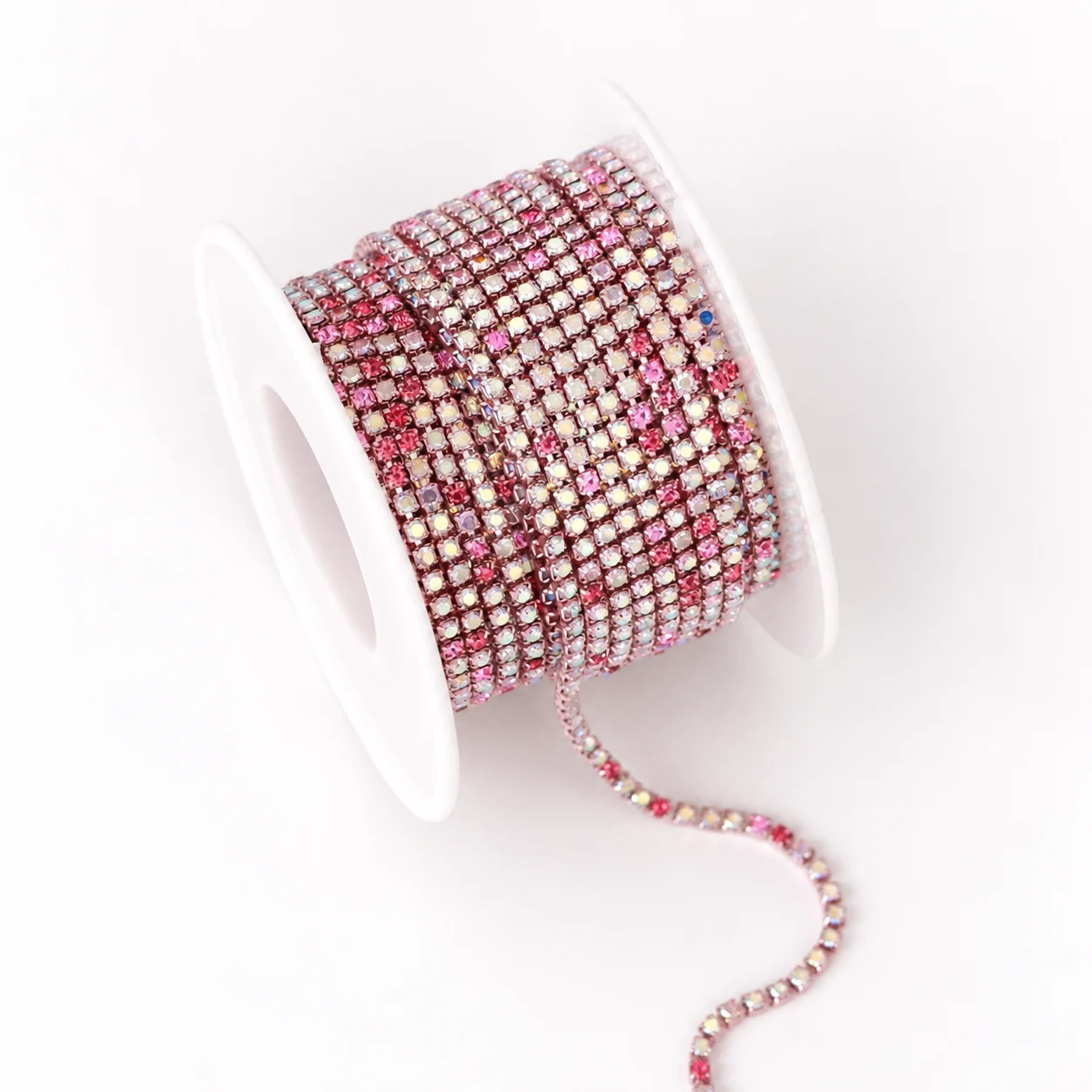 Стразовая цепь ss6 (2 мм) 1 м Rose АВ light pink