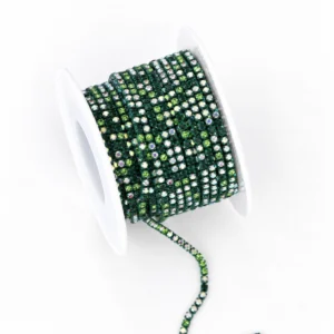 Стразовий ланцюг ss6 (2 мм) 1 м Green AB Dark Green