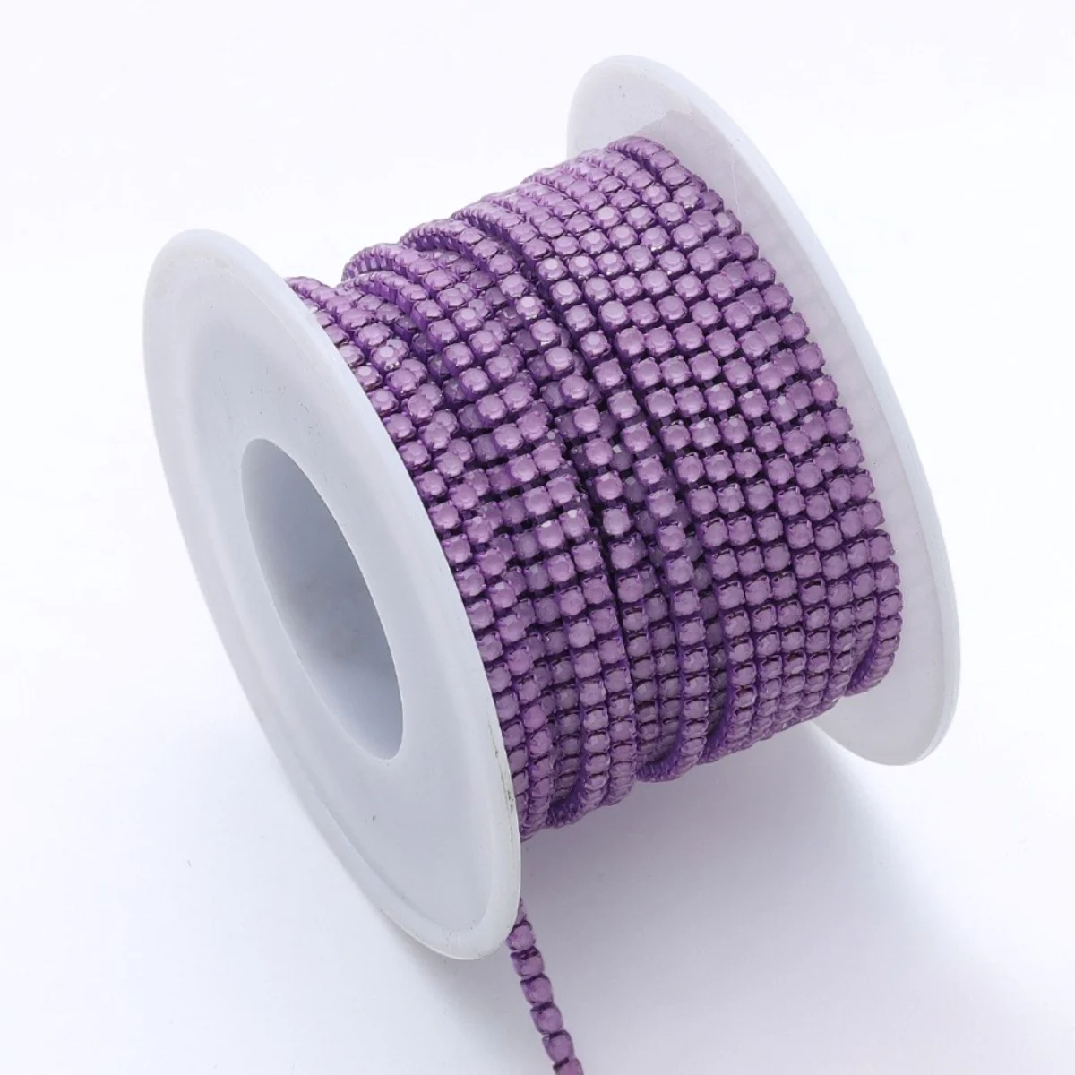 Стразовая цепь ss6 (2 мм) 1 м Lilac Opal Violet