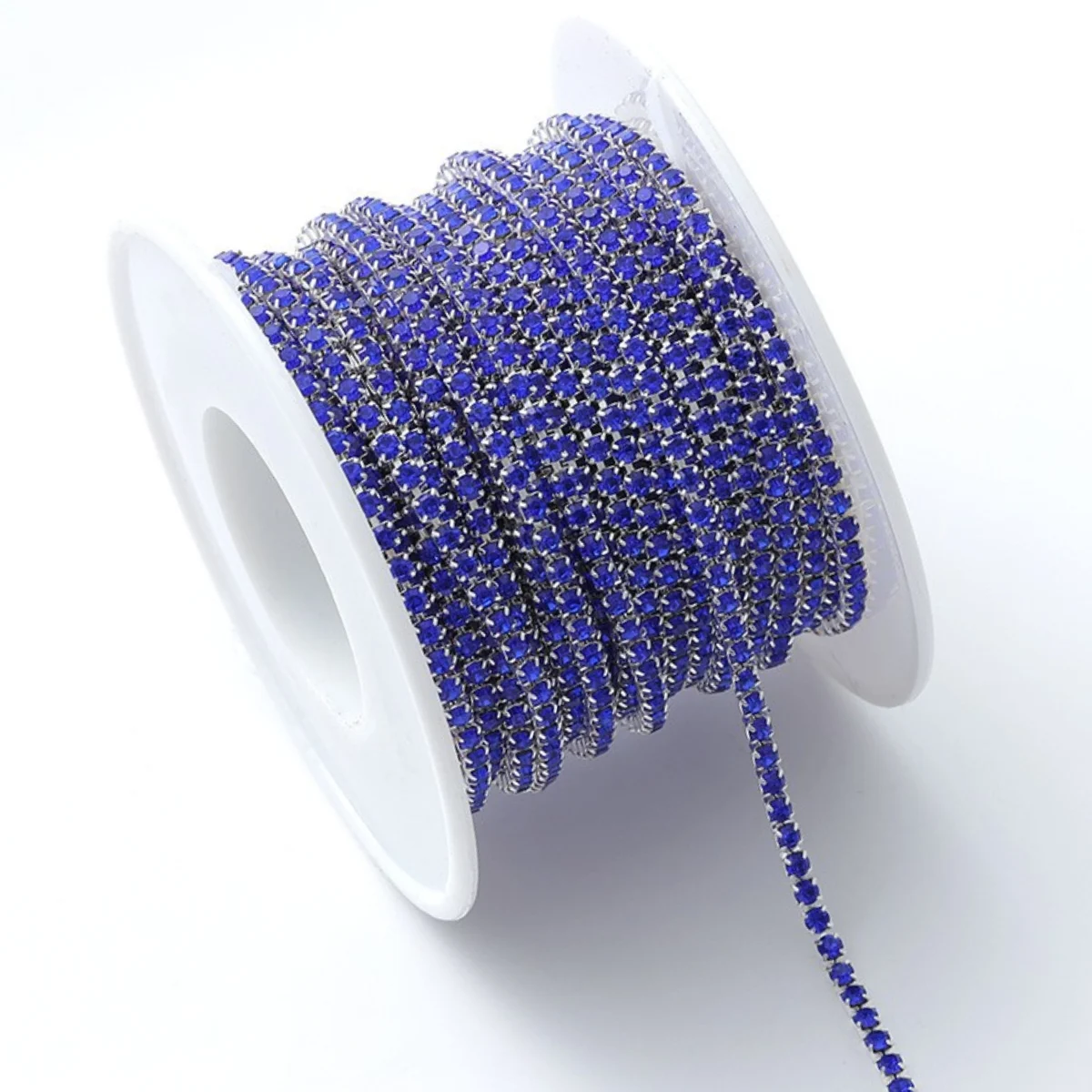 Стразовая цепь ss6 (2 мм) 1 м Sapphire silver