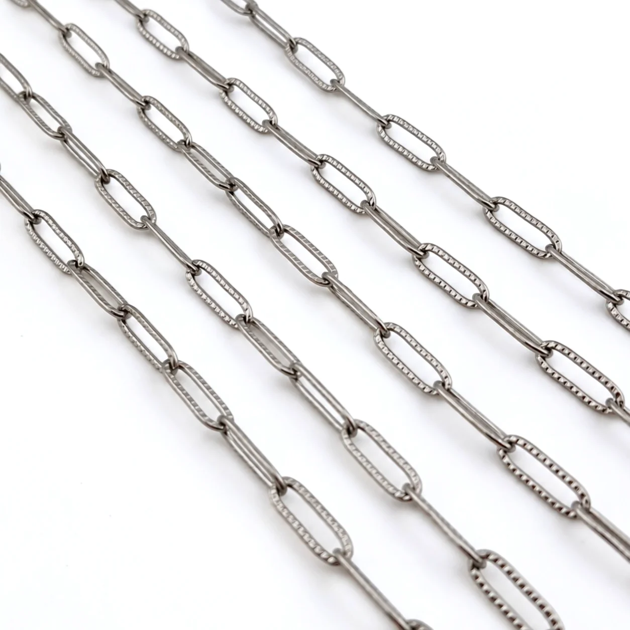 Ланцюг паяний нержавіюча сталь LS Paperclip 4х12,2 мм відріз 1 мм Платина